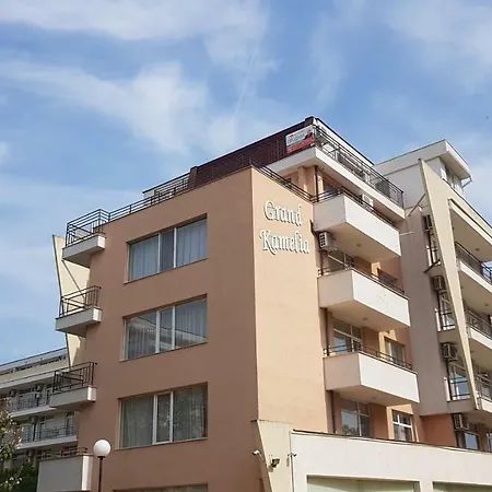 Grand Kamelia Apartament F5.5 Apartament